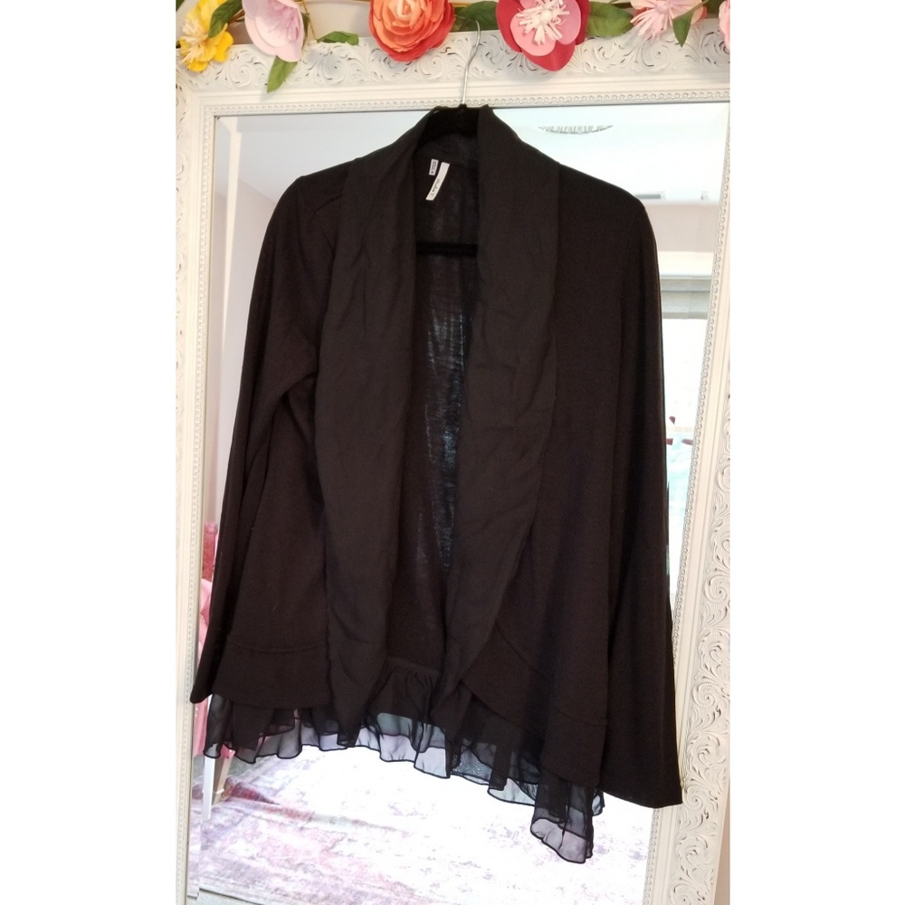 Black Ruffled Overthrow
